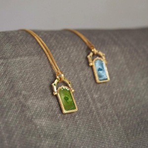Collier pendentif porte-bonheur en acier inoxydable coloré en forme de cœur, style tarot, de la marque Haomi - Product Image 6