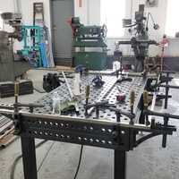Notre table de soudage 3D équipée permet de fixer rapidement les pièces pour diverses applications de soudage.