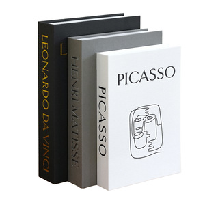 Scatola Decorativa a Forma <span class=keywords><strong>di</strong></span> Libro Personalizzata per Arredamento Casa, Libro Finto in Lino Artigianale con Chiusura Magnetica - Product Image 1