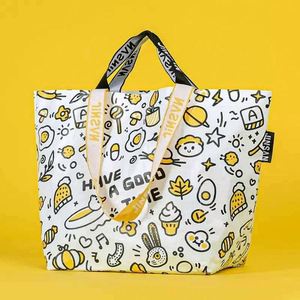 กระเป๋าผ้าแคนวาสพับได้พิมพ์โลโก้ตามสั่งคุณภาพสูง สำหรับงานนิทรรศการและโฆษณา กระเป๋าของขวัญหลากสี - Product Image 6