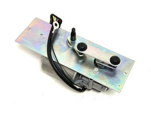 <span class=keywords><strong>Moteur</strong></span> d'<span class=keywords><strong>essuie</strong></span>-<span class=keywords><strong>glace</strong></span> de remplacement RE151494 pour tracteurs 9120 9230 9330 9410R 9430 9430T 9460R 9460RT 9510R 9510RT 9530 9530T 9560R 9560RT - Product Image 1