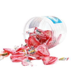 Sucettes halal assorties saveur <span class=keywords><strong>de</strong></span> fruits couleur <span class=keywords><strong>rouge</strong></span> <span class=keywords><strong>en</strong></span> <span class=keywords><strong>forme</strong></span> <span class=keywords><strong>de</strong></span> cœur dans des sucettes bonbons - Product Image 2