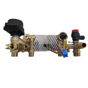 Pièces de chaudière à <span class=keywords><strong>gaz</strong></span> combinée 24kw 28kw 32kw, échangeur de chaleur à plaques, <span class=keywords><strong>bloc</strong></span> hydraulique - Product Image 1