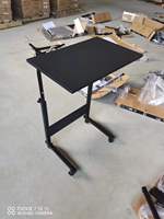Table relevable moderne avec 6 niveaux de hauteur pour canapé et lit