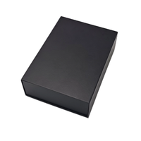 Boîte cadeau magnétique carrée rigide recyclable personnalisable avec logo personnalisé, estampage à chaud et revêtement UV, emballage en carton