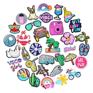 PVC Vsco Girl Life Summer Beach Shoe Charm Thème Hawaii Have a Funny Shoe Charms pour Sabots Accessoire de chaussure - Product Image 4