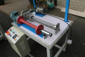 <span class=keywords><strong>Enrouleur</strong></span> de canette semi-automatique pouvant s'adapter à tout type de canette. - Product Image 2