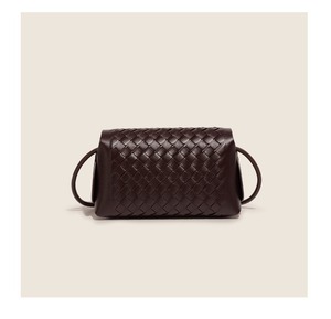 High Quality Versatile Retro Single-Shoulder Crossbody Women's <strong>Bag</strong> Fresh Fashionable Trendy Hand-Woven PU Zipper Small <strong>Bag</strong> - Product Image 5