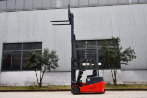 Empilhadeira Elétrica de 3 Rodas com Capacidade de <span class=keywords><strong>2</strong></span> Toneladas, Elevação de 6M, Sistema de Dupla Tração, Freio Úmido para Armazém Frigorífico - Product Image 5