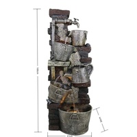 La dernière fontaine cascade de seau de robinet d'eau de mur de brique de résine avec quatre couches d'eau courante pour la décoration de patio de jardin
