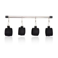Sangle de Contrainte à Jambes Ouvertes pour Femmes et Couples, Ceinture Facile pour les Moments Intimes, Accessoire Sexuel Alternatif en Peluche avec Ensemble de Tiges en Acier