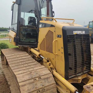 Bulldozer D5K de Segunda Mano, Origen Japón, 5000 kg, Capacidad de Aplicación de 3 m³, Alto Momento de Carga - Product Image 1