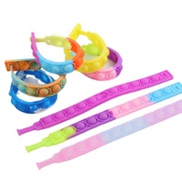 Bracelet en silicone transfrontalier ludique et éducatif : Bracelet jouet camouflage à bulles anti-stress attrape-rats, jouet de fête
