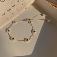 Bracelet jonc tendance géométrique rétro haut de gamme en alliage de zinc doré pour femme, idéal pour anniversaire, vente en gros, bijoux de couple