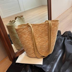 High-End Handmade Women's Spring 2026 Large Capacity Tote Bag French Lazy Style Shoulder <b>Handbag</b> Raffia Beach Bag - Product Image 4
