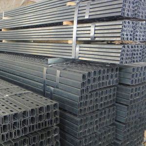 Rails de montage en profilé C 41x41 ASTM standard pour soudure, avec fentes, pour montage solaire – Service personnalisé - Product Image 4