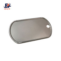 Logo personnalisé pas cher graveur étiquette de chien, colliers vierges nom d'animal de compagnie couples oreilles en aluminium étiquettes de chien en métal