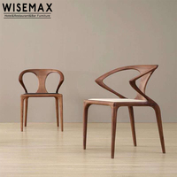Chaise en bois de noyer foncé de style chinois moderne du milieu du siècle, chaise de restaurant en cuir, chaise de salle à manger en bois de café