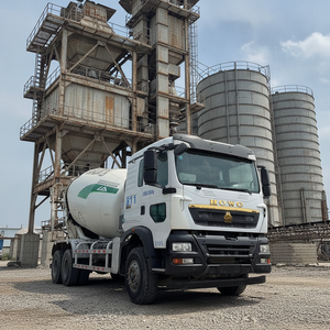 Camión Mezclador <span class=keywords><strong>de</strong></span> Concreto HOWO 6x4 <span class=keywords><strong>de</strong></span> <span class=keywords><strong>Segunda</strong></span> <span class=keywords><strong>Mano</strong></span>, Tambor <span class=keywords><strong>de</strong></span> 12m3, Motor Potente <span class=keywords><strong>de</strong></span> 420HP para Uso en Proyectos a Gran Escala - Product Image 2