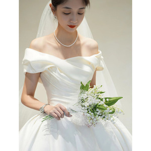 Off-Shoulder Satin Wedding Dress White Floor-Length With Train Natural Waistline Sweetheart Neckline Spring Style - Product Image 2