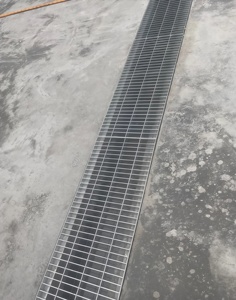 <span class=keywords><strong>Grille</strong></span> <span class=keywords><strong>en</strong></span> acier fournie directement par l'usine, <span class=keywords><strong>grille</strong></span> métallique galvanisée à chaud avec dimensions personnalisées pour usage industriel et commercial - Product Image 3