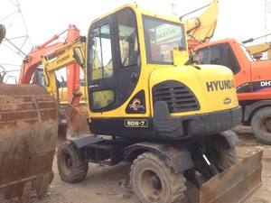 Excavatrice d'occasion HYUNDAI 60W-7 Prix bas Excellentes performances Excavatrice d'occasion HYUNDAI à vendre - Product Image 2