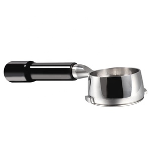 ขายส่ง ที่กรองกาแฟแบบไม่มีก้น <span class=keywords><strong>Gaggia</strong></span> <span class=keywords><strong>Classic</strong></span> ขนาด 58 มม. ทำจากสแตนเลส ด้ามจับไม้ เป็นมิตรกับสิ่งแวดล้อม มีสินค้าในสต็อก - Product Image 5