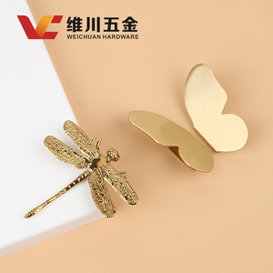 Tiradores de cobre puro con diseño de libélula y mariposa, pomo único y creativo para puertas de armario y cajones, moderno, minimalista, de un solo orificio - Product Image 4