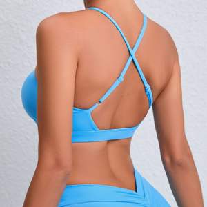 最新のヨガウェアV字型スポーツブラRopaインテリアDeportivaMujerフィットネスセクシーレーサーバックジムランニングプッシュアップヨガブラ - Product Image 2