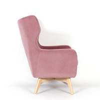 Fauteuil d'appoint MERRY MR-AC260 en velours rose poudré, capitonné losanges, avec pieds en bois massif écologique, idéal pour hôtel et salon moderne