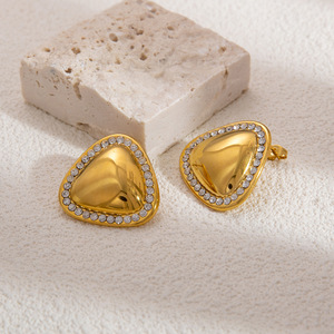 Pendientes Triangulares con Diamantes, Chapados en Oro de 18K, Engaste de Bisel, Joyería Geométrica de Moda para Fiestas - Product Image 3