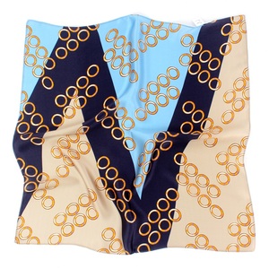 Écharpe en <span class=keywords><strong>soie</strong></span> <span class=keywords><strong>100</strong></span>% haut de gamme double face longue pour <span class=keywords><strong>femme</strong></span>, vente en gros - Product Image 2