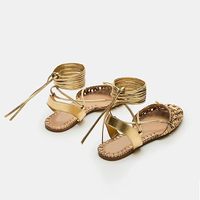 Vente en gros de chaussures fantaisie personnalisées de haute qualité, fabricant de chaussures de luxe pour filles, sandales plates d'été pour femmes, sandales mixtes pour femmes
