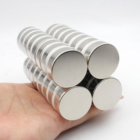 Kustom Magnet Neodymium ukuran besar Ndfeb Magnet N52 piringan cincin Magnet Neodymium bulat