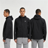 Veste Softshell Imperméable et Respirante pour Homme avec Col Montant Zippé en Tissu Extensible – Idéale pour l'Automne, la Via Ferrata et l'Escalade – Personnalisation OEM