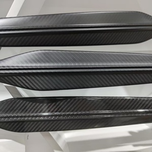 Tube de pêche multifonctionnel en fibre de carbone avec accessoires intégrés pour la pêche en bord de mer et le nettoyage - Product Image 3