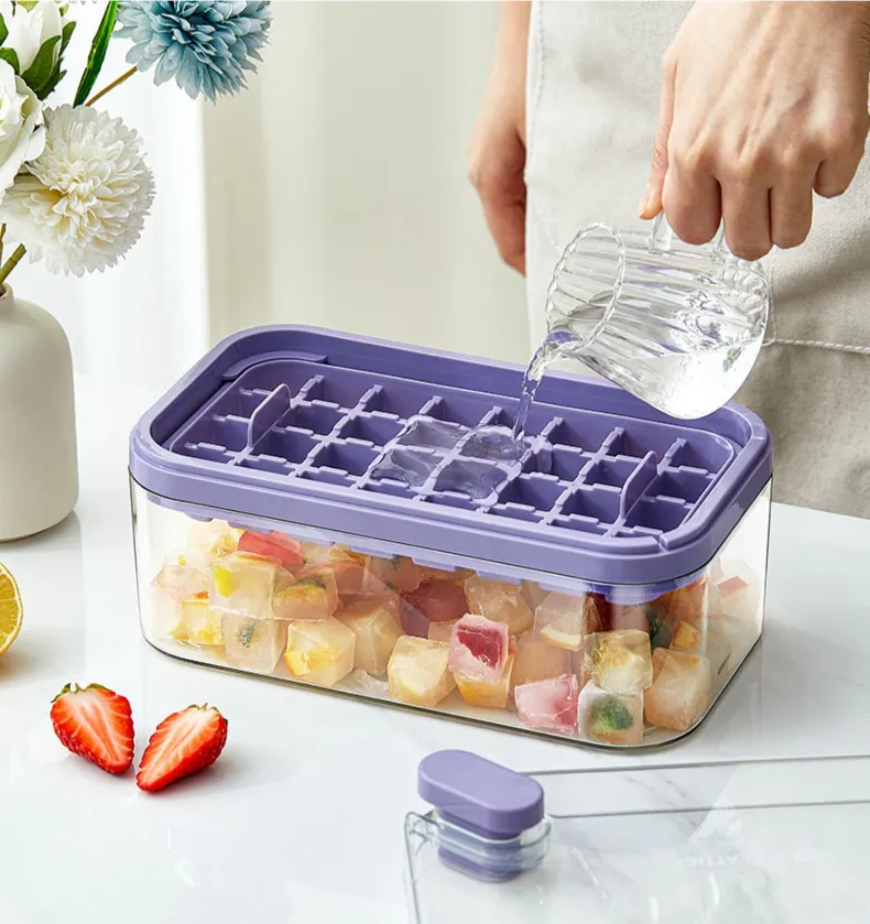 Đôi lớp 64 cái bán buôn tùy chỉnh bền Ice Cube Tray với nắp và bin Ice khuôn Maker với mini ICE Scoop