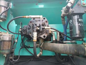 Excavadora de cadenas Kobelco SK380 de 30 toneladas, fabricada en Japón, con certificación CE, motor hidráulico de alta eficiencia, bomba y engranajes, 1 año de garantía. - Product Image 5