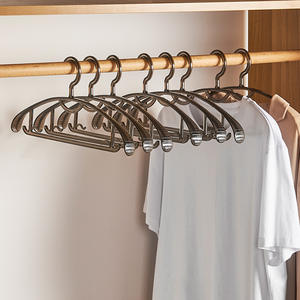 Ensemble de 10 cintres rectangulaires en velours gris fumé, antidérapants, avec crochets pour organiser les vêtements, les pantalons et les cravates - Product Image 3