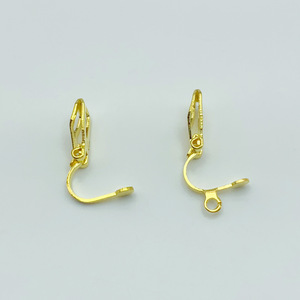Copper <b>Clip</b>-On Earring Findings Triangular Shape With Hanging Hole For Earring Making In Imitation Gold Silver And Antique Blue - Product Image 3