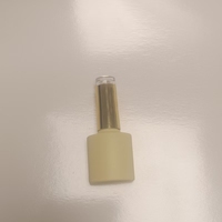 Flacon de vernis à ongles en verre avec bouchon et pinceau pour emballage de vernis UV, fournitures de manucure pour salon, vente en gros, offre spéciale