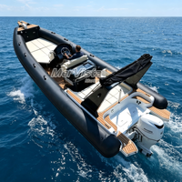Yacht européen pour 16 passagers en fibre de verre de 8,6 m avec bateau pneumatique Hypalon et treuil électrique
