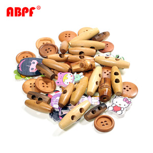 Nhà Máy Bán Buôn Thời Trang DIY Craft Gỗ Nút Handmade Hình Dạng Khác Nhau Nút Gỗ Cho Bé Trẻ Em Quần Áo Phụ Kiện - Product Image 1