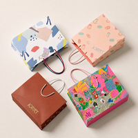 Sac de shopping en papier peint à la main, personnalisé avec logo sur mesure, de luxe et artistique, pour emballage cadeau de produits de soin de la peau, usine de production tout-en-un.