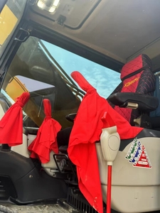 รถขุด Komatsu มือสองสำหรับขายระบบพลังงานที่แข็งแกร่งพร้อมส่วนประกอบเครื่องยนต์และมอเตอร์หลัก - Product Image 4
