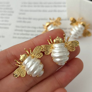 Pendientes de Abeja con Diseño Vintage de Moda, Últimos Estilos 2025, Serie de <span class=keywords><strong>Insectos</strong></span>, Joyería de Moda para Mujer - Product Image 4