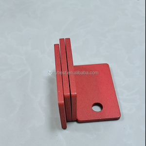 Pendentifs <span class=keywords><strong>en</strong></span> <span class=keywords><strong>bois</strong></span> de couleur rouge pour la décoration d'arbre de Noël, étiquettes de cadeau de bricolage <span class=keywords><strong>en</strong></span> contreplaqué, étiquettes de numéro <span class=keywords><strong>en</strong></span> <span class=keywords><strong>bois</strong></span> avec trous - Product Image 3