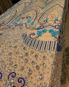 Tissu brodé floral de luxe avec perles et dentelle en cristal – Matière haut de gamme pour robes de soirée et textiles de mode - Product Image 2