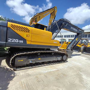 Excavadora de cadenas usada Hyundai 220LC-9S de tamaño mediano, de segunda mano, con motor, caja de cambios, bomba y componentes PLC. - Product Image 2