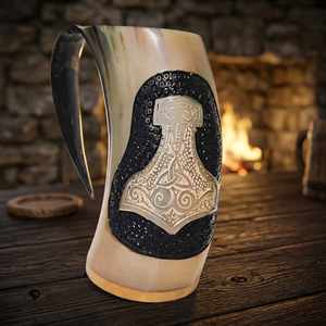 Cuerno para Beber de Cuerno de Buey, Estilo Vikingo, Hecho a Mano, Portátil, de Material Orgánico, con Forma de Ángel, Coleccionable, de B.S INTERNATIONAL - Product Image 1
